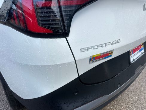 New 2026 Kia Sportage EX AWD/4WD image 34