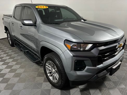 Used 2023 Chevrolet Colorado LT w/ LT Convenience Package RWD image 3