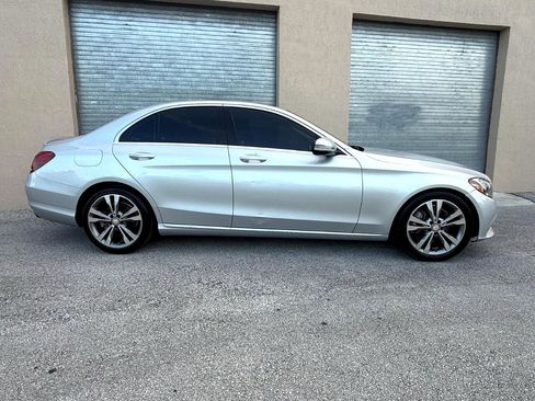 Used 2016 Mercedes-Benz C 300 Sedan image 6