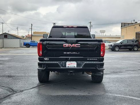 Used 2022 GMC Sierra 2500 Denali w/ Denali Ultimate Package AWD/4WD image 4