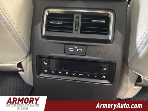 Used 2024 MAZDA CX-90 3.3 Turbo S w/ Premium Plus image 36