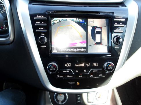 Used 2017 Nissan Murano Platinum image 21