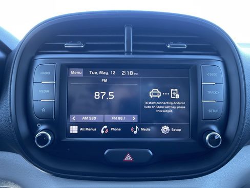 Used 2023 Kia Soul LX w/ LX Technology Package FWD image 13