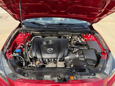 Used 2018 MAZDA MAZDA3 Sport FWD image 13