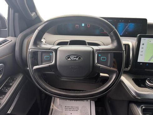 Certified 2025 Ford Expedition Tremor AWD/4WD image 16