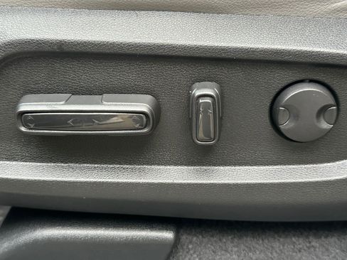 Used 2023 Honda Pilot Touring image 20