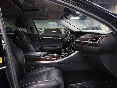 Used 2017 Genesis G90 5.0 Ultimate RWD image 25