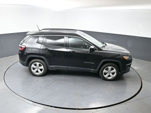 Used 2020 Jeep Compass Latitude AWD/4WD image 13