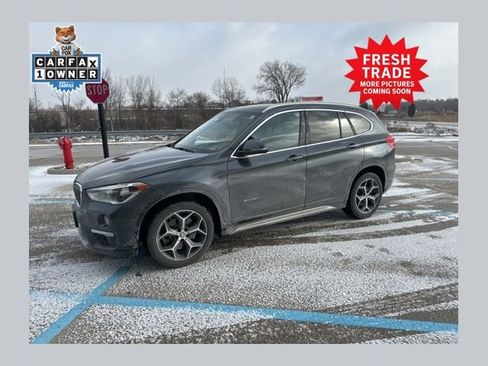 Used 2017 BMW X1 sDrive28i image 1