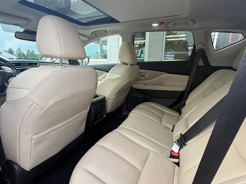 Used 2021 Nissan Murano SL AWD/4WD image 9