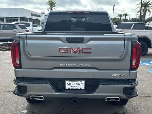 Certified 2025 GMC Sierra 1500 AT4 w/ AT4 Premium Package AWD/4WD image 6