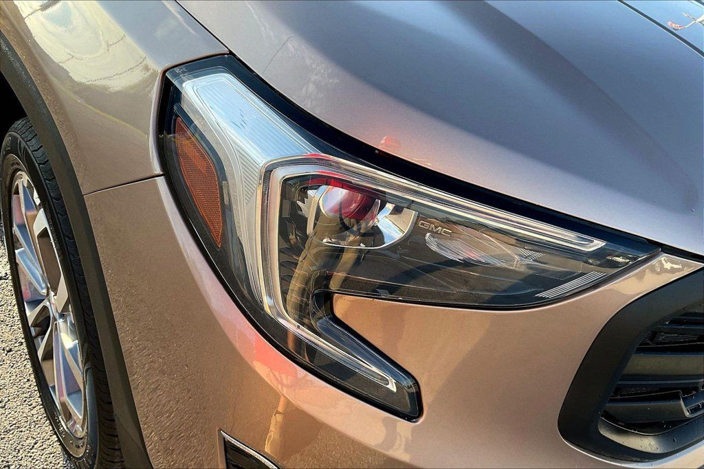 Used 2018 GMC Terrain SLT w/ Preferred Package FWD image 26