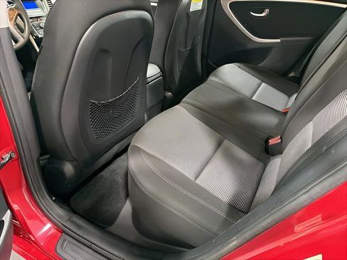 Used 2015 Hyundai Elantra GT FWD image 27
