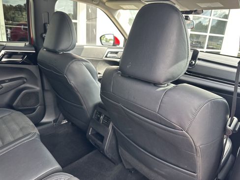 Used 2022 Mitsubishi Outlander SEL Black Edition image 31