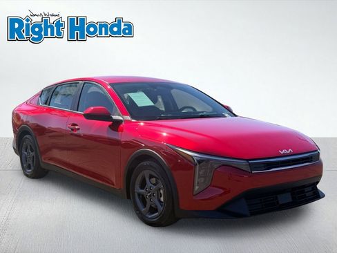Used 2025 Kia K4 FWD image 9