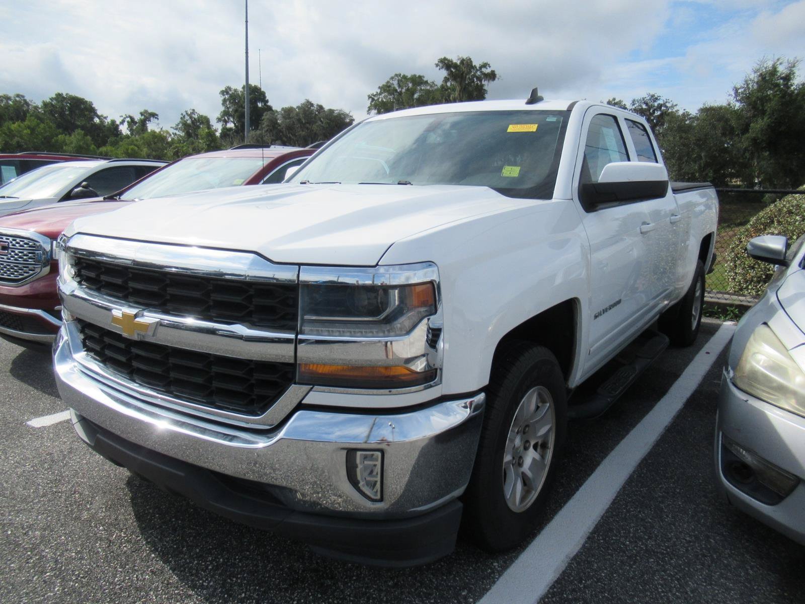 Used 2017 Chevrolet Silverado 1500 LT w/ All Star Edition RWD image 2