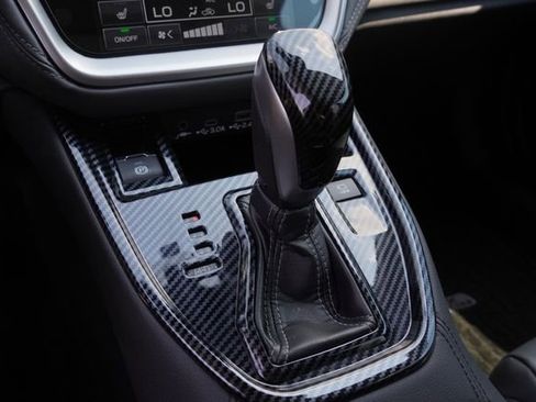 Used 2024 Subaru Outback Onyx Edition XT image 26