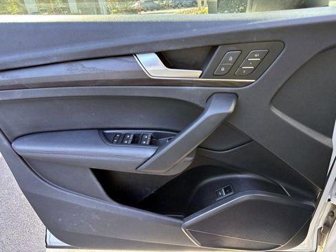 Used 2019 Audi Q5 2.0T Premium Plus w/ Premium Plus Package image 7