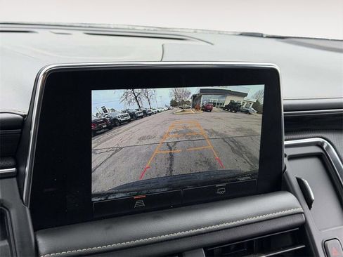 Used 2023 GMC Yukon SLT image 4