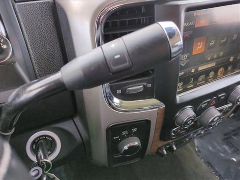 Used 2017 RAM 2500 Laramie AWD/4WD image 12