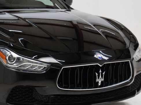 Used 2017 Maserati Ghibli image 9