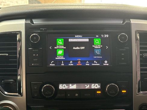 Used 2019 Nissan Titan PRO-4X w/ Pro-4x Convenience Package AWD/4WD image 17