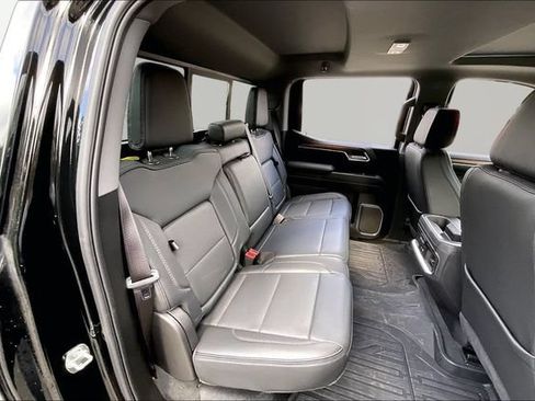 Used 2025 GMC Sierra 1500 Denali w/ Denali Reserve Package AWD/4WD image 17