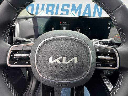 Certified 2025 Kia Sorento S AWD/4WD image 20