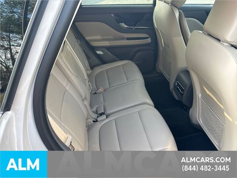 Used 2023 Lincoln Corsair Standard image 19