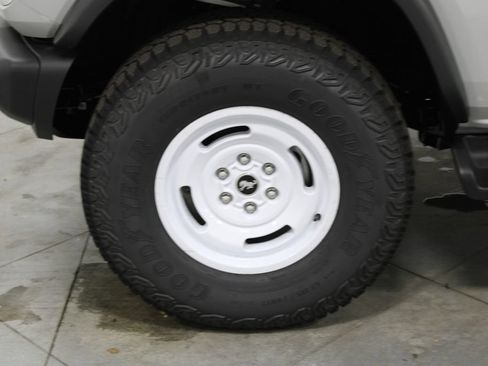 New 2026 Ford Bronco Heritage Edition AWD/4WD image 18