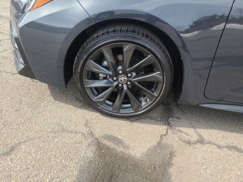 Certified 2025 Toyota Corolla SE w/ SE Premium Package image 9