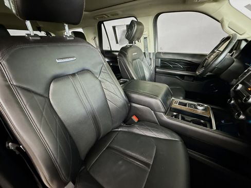 Used 2020 Ford Expedition Platinum image 38