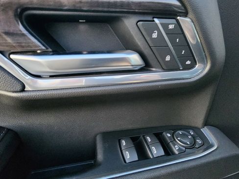 Certified 2025 Chevrolet Silverado 1500 LTZ image 9