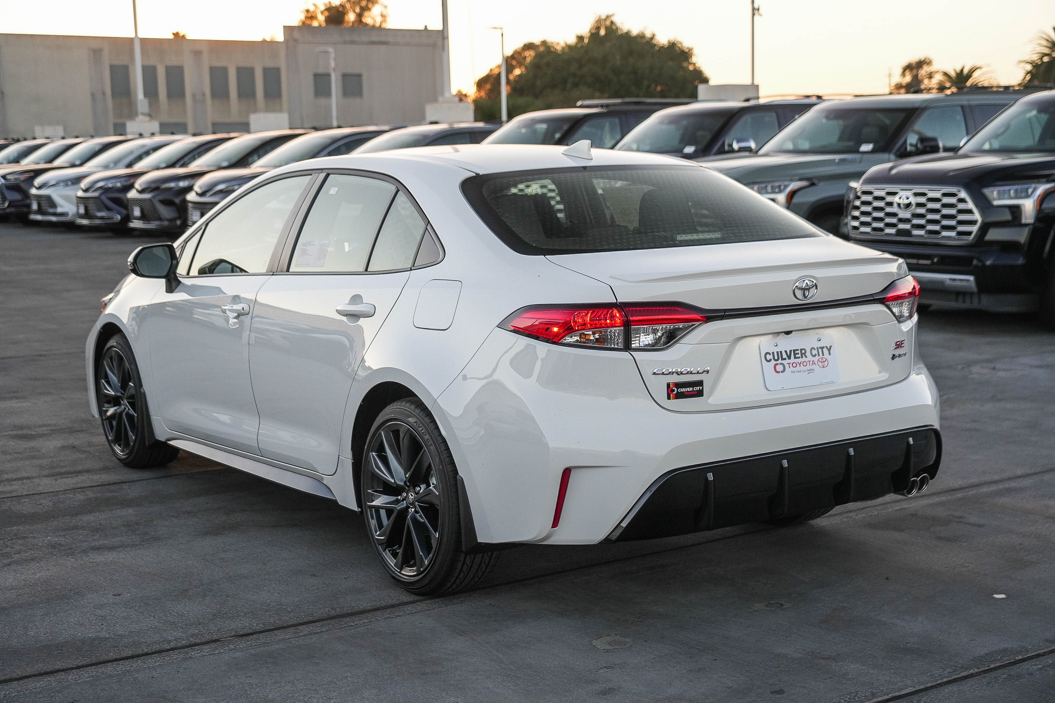 New 2027 Toyota Corolla SE FWD image 7