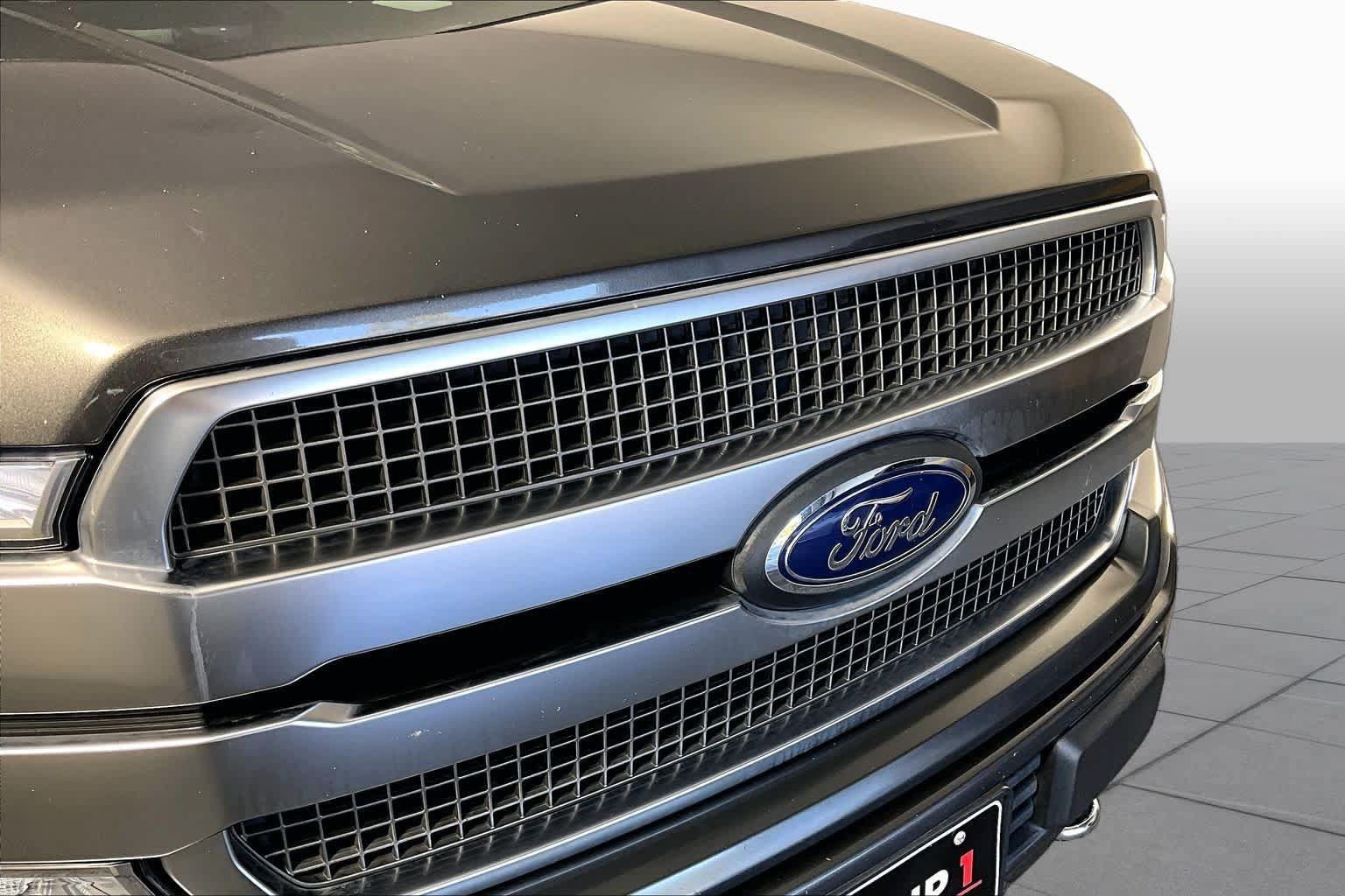 Used 2018 Ford F150 Platinum w/ Trailer Tow Package AWD/4WD image 28