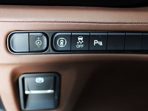 Used 2024 Acura MDX w/ Technology Package FWD image 32