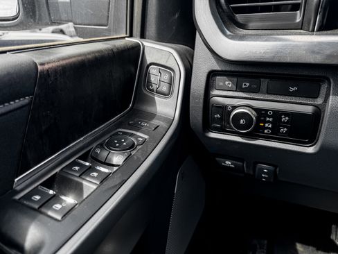 Used 2024 Ford F250 Lariat image 15