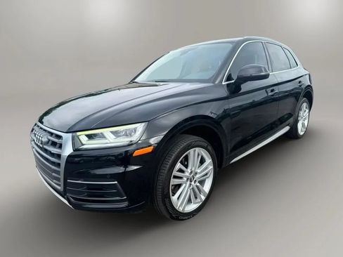 Used 2018 Audi Q5 2.0T Premium Plus w/ Premium Plus Package AWD/4WD image 6