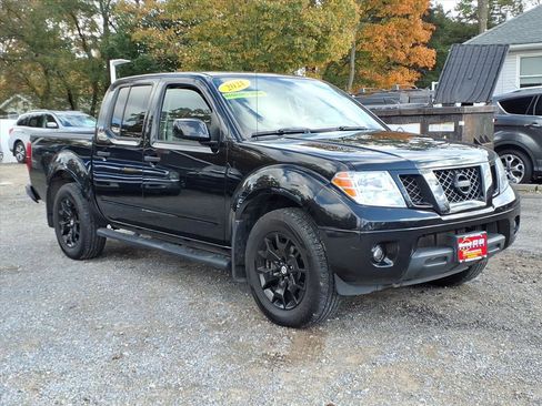 Used 2021 Nissan Frontier SV w/ Midnight Edition Floor Mats image 3