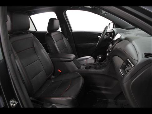 Used 2023 Chevrolet Equinox RS w/ RS Leather Package image 16