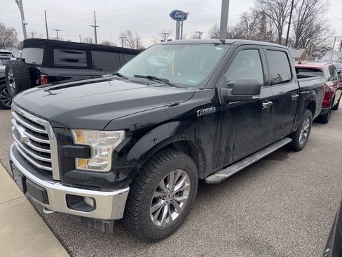 Used 2017 Ford F150 XLT w/ Equipment Group 302A Luxury image 7