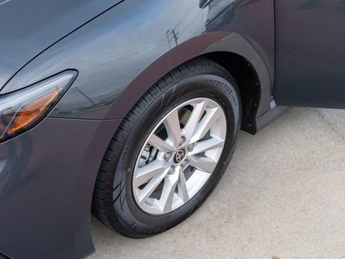 Used 2025 Toyota Camry LE FWD image 12