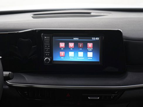 Used 2025 Nissan Kicks S FWD image 15