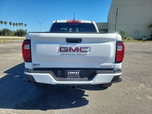 New 2026 GMC Canyon Elevation w/ Convenience Package image 6