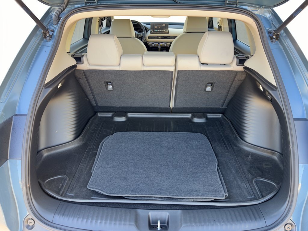 Used 2023 Honda HR-V LX image 28