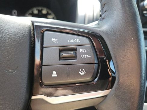 Used 2025 Honda Odyssey Touring image 25