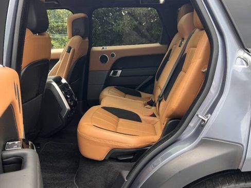 Used 2018 Land Rover Range Rover Sport Supercharged AWD/4WD image 15