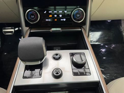 Used 2023 Land Rover Range Rover SE AWD/4WD image 20