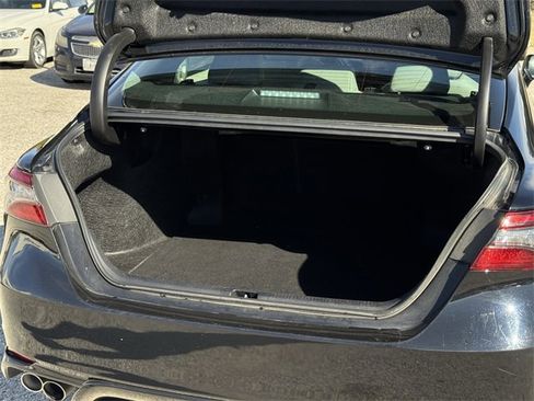 Used 2023 Toyota Camry XSE image 32