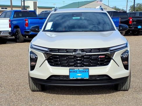 New 2026 Chevrolet Trax RS w/ Driver Confidence Package image 7